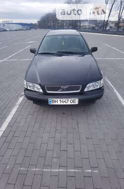 Универсал Volvo V40 1998 в Одессе