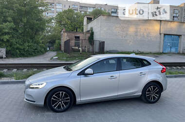 Хетчбек Volvo V40 2019 в Вінниці