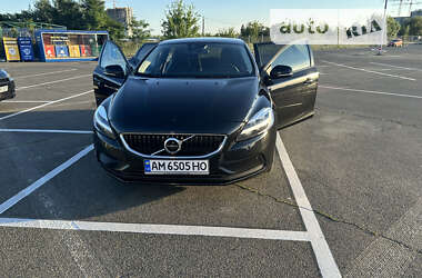 Хетчбек Volvo V40 2019 в Києві