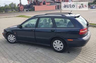 Универсал Volvo V40 2001 в Дрогобыче