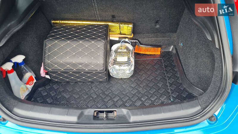 Хетчбек Volvo V40 2013 в Білій Церкві фото 6 Хетчбек Volvo V40 2013 в Білій Церкві