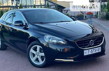 Хетчбек Volvo V40 2013 в Стрию