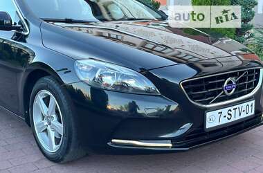 Хетчбек Volvo V40 2013 в Стрию