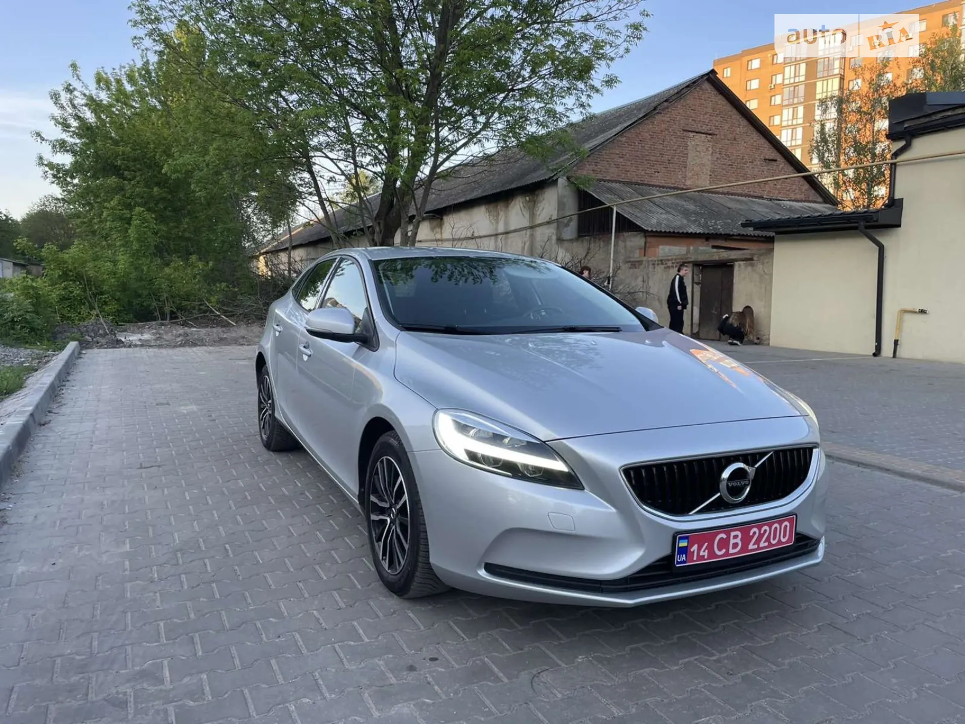 2019 Volvo V40 - мініатюра 2