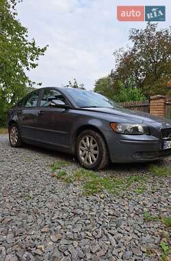 Седан Volvo V40 2006 в Брюховичах