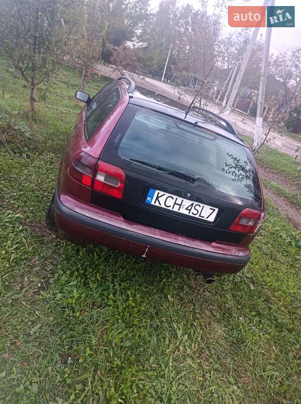 Универсал Volvo V40 1997 в 