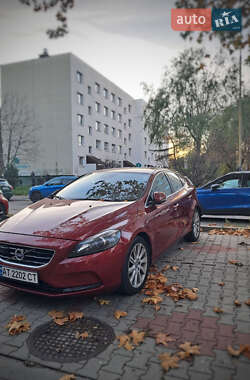 Хетчбек Volvo V40 2012 в Калуші