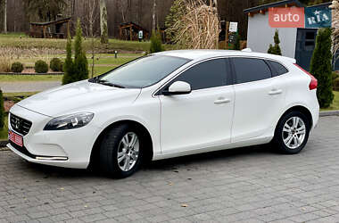 Хэтчбек Volvo V40 2014 в Луцке