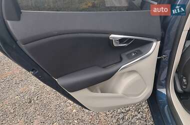 Хетчбек Volvo V40 2014 в Луцьку