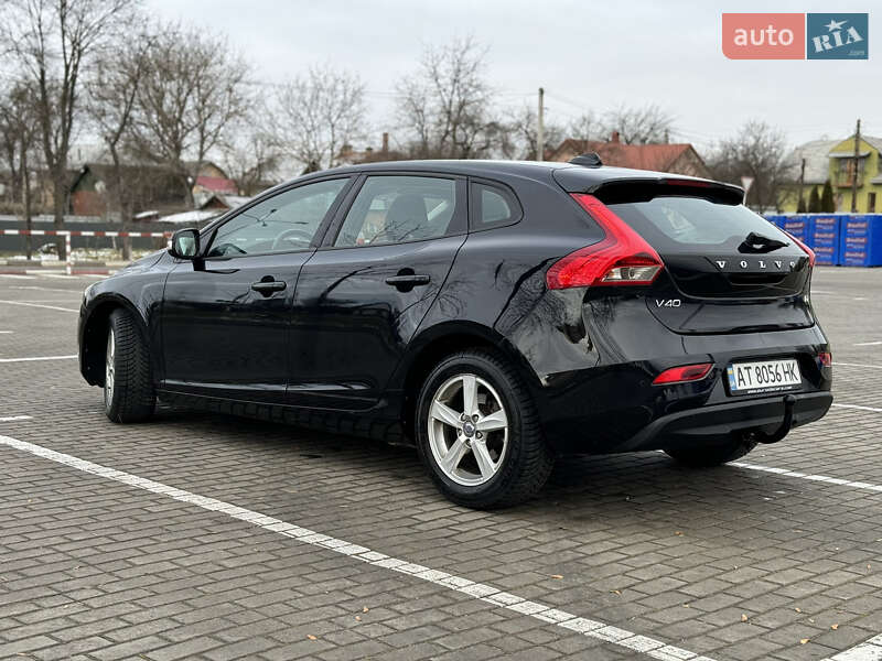 Хэтчбек Volvo V40 2013 в Коломые