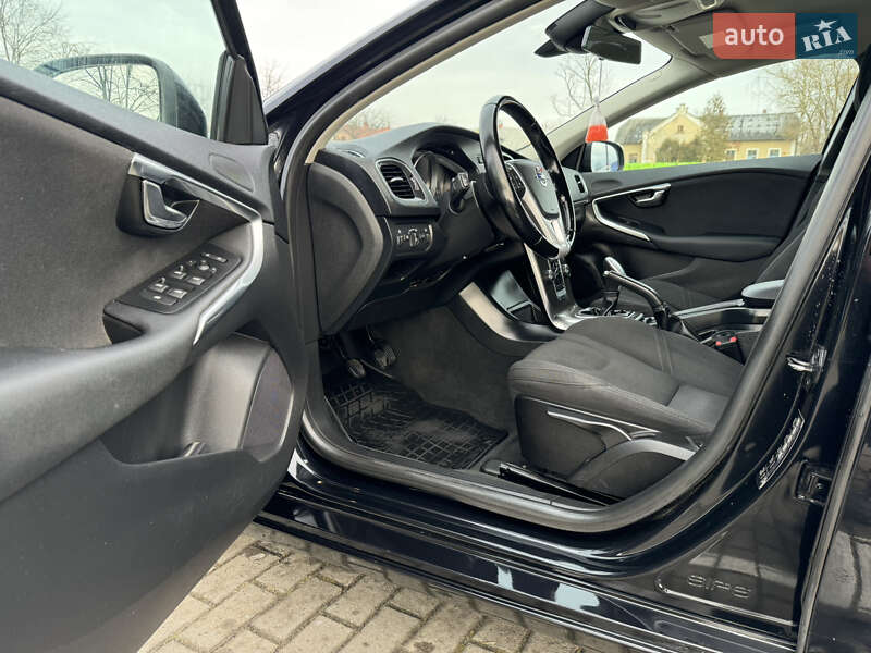 Хэтчбек Volvo V40 2013 в Коломые