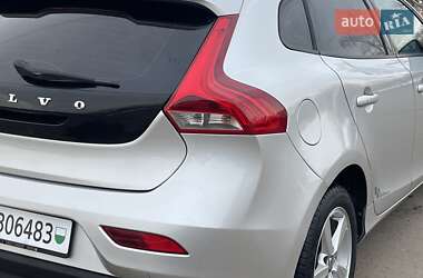 Хетчбек Volvo V40 2012 в Трускавці