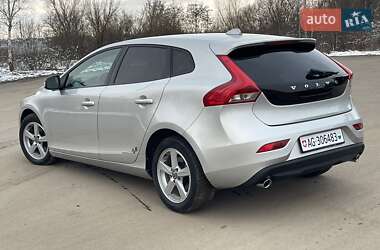 Хетчбек Volvo V40 2012 в Трускавці