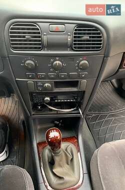Универсал Volvo V40 2001 в 