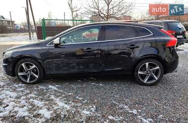 Хэтчбек Volvo V40 2013 в Борисполе