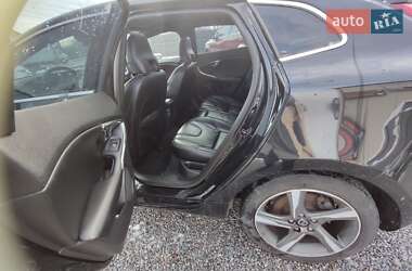 Хэтчбек Volvo V40 2013 в Борисполе