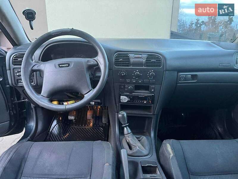 Универсал Volvo V40 2000 в Ковеле