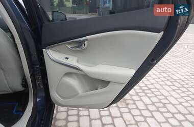 Хетчбек Volvo V40 2013 в Львові