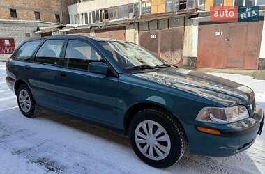 Универсал Volvo V40 2001 в 