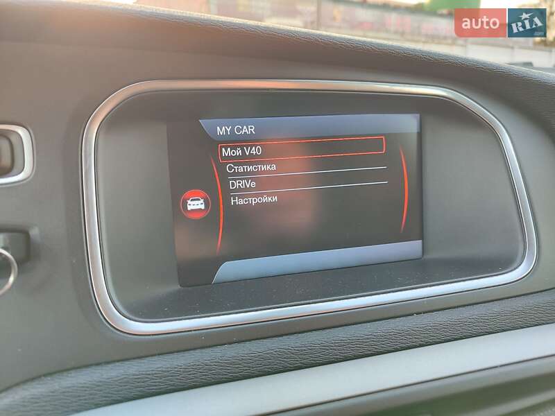 Хетчбек Volvo V40 2012 в Києві