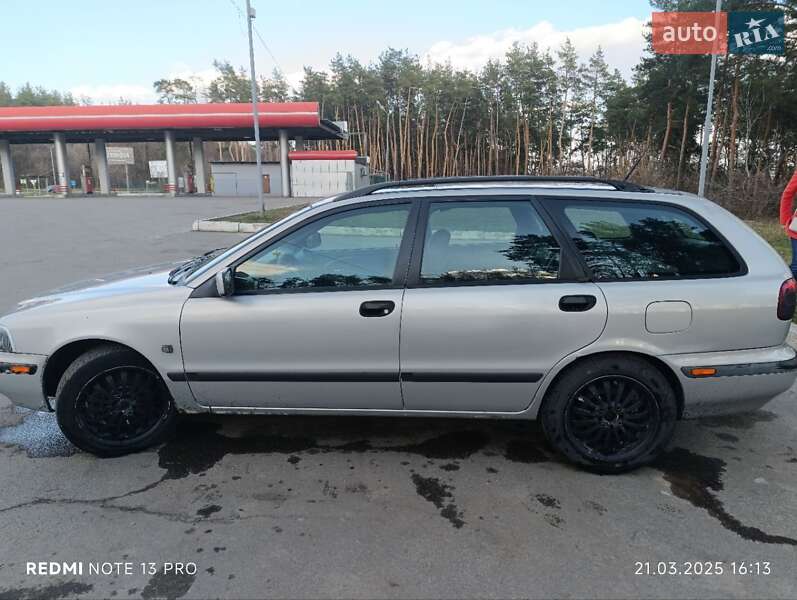 Универсал Volvo V40 1998 в Харькове