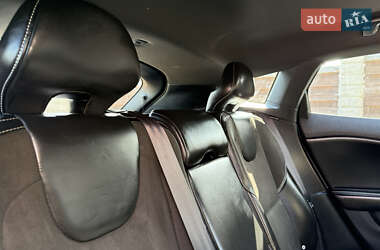 Хэтчбек Volvo V40 2013 в 