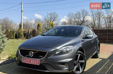 Хэтчбек Volvo V40 2013 в 