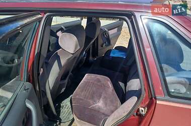 Универсал Volvo V40 1996 в 