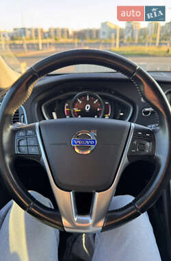 Хетчбек Volvo V40 2014 в Києві