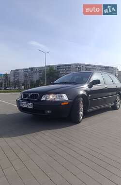 Универсал Volvo V40 2003 в 