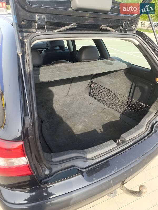 Универсал Volvo V40 2003 в Сумах