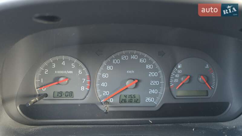 Универсал Volvo V40 1999 в Ужгороде