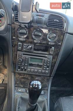 Универсал Volvo V40 1999 в 