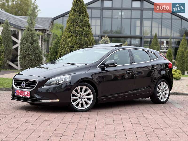 Хетчбек Volvo V40 2013 в Стрию