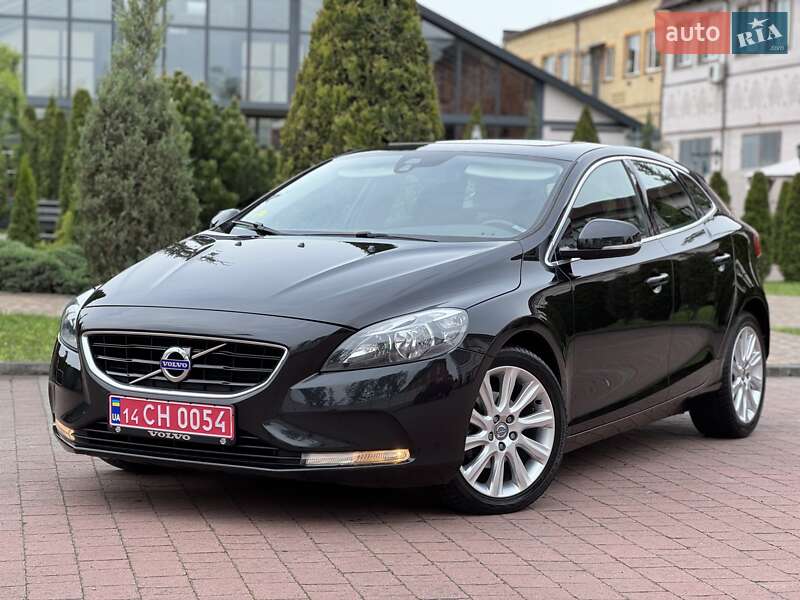 Хетчбек Volvo V40 2013 в Стрию