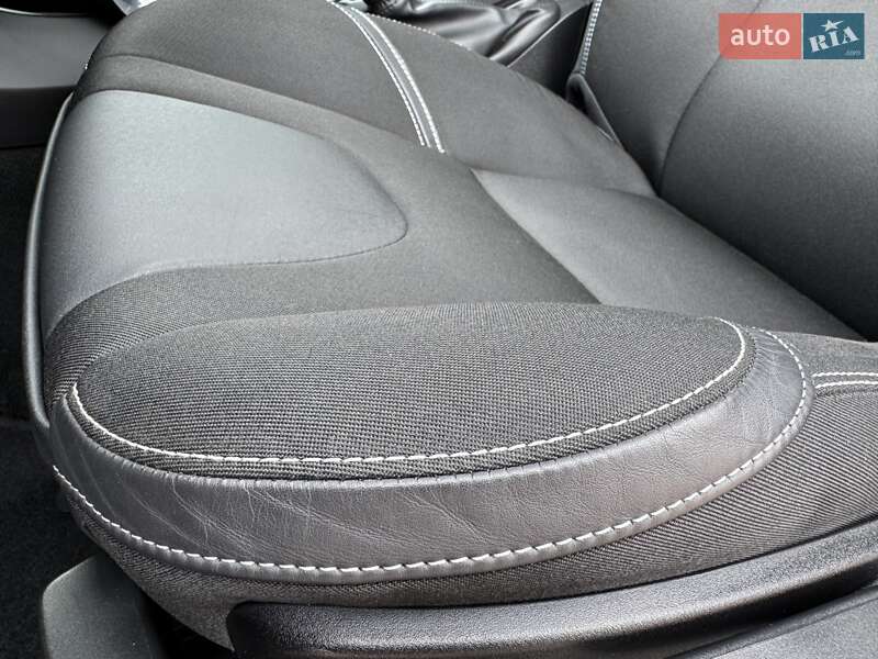 Хетчбек Volvo V40 2013 в Стрию