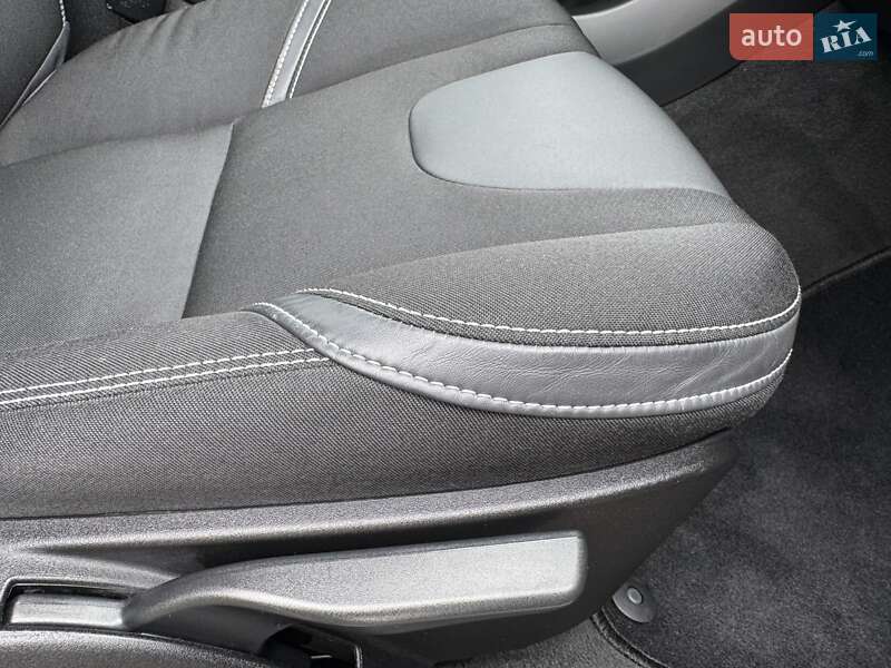 Хетчбек Volvo V40 2013 в Стрию