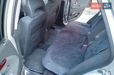 Универсал Volvo V40 2000 в 