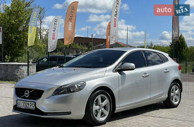 Хэтчбек Volvo V40 2014 в Бердичеве