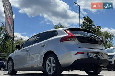 Хэтчбек Volvo V40 2014 в 