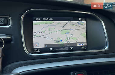 Хэтчбек Volvo V40 2014 в 
