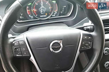 Хетчбек Volvo V40 2018 в 