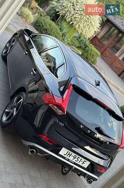 Хэтчбек Volvo V40 2013 в 