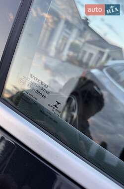 Хэтчбек Volvo V40 2013 в 