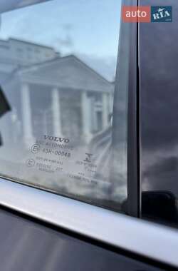 Хэтчбек Volvo V40 2013 в 