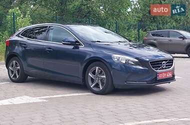Хетчбек Volvo V40 2014 в Луцьку