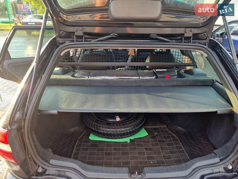 Универсал Volvo V40 2001 в Киеве фото 23 Универсал Volvo V40 2001 в Киеве