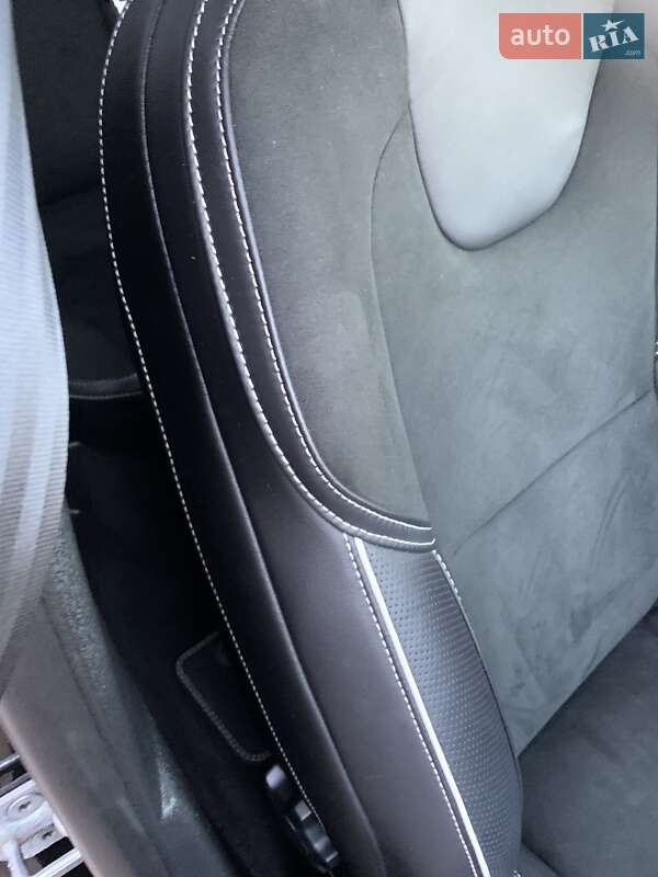 Хетчбек Volvo V40 2019 в Бродах