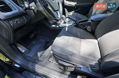 Хэтчбек Volvo V40 2014 в 