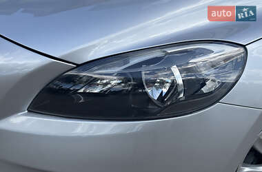 Хэтчбек Volvo V40 2014 в 